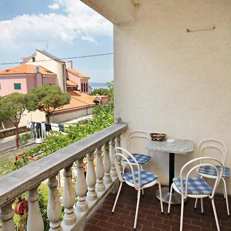 Apartment With A Parking Space - 5582