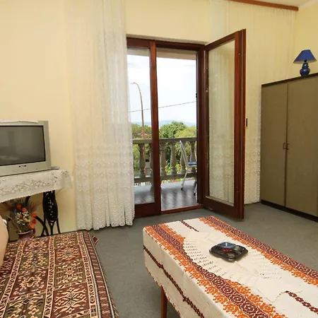 Apartment With A Parking Space - 5582
