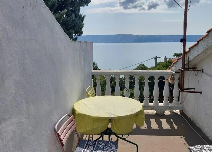 Apartment With Parking Space - 5582